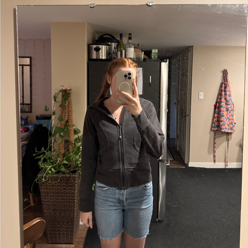 Lululemon zip up hoodie
